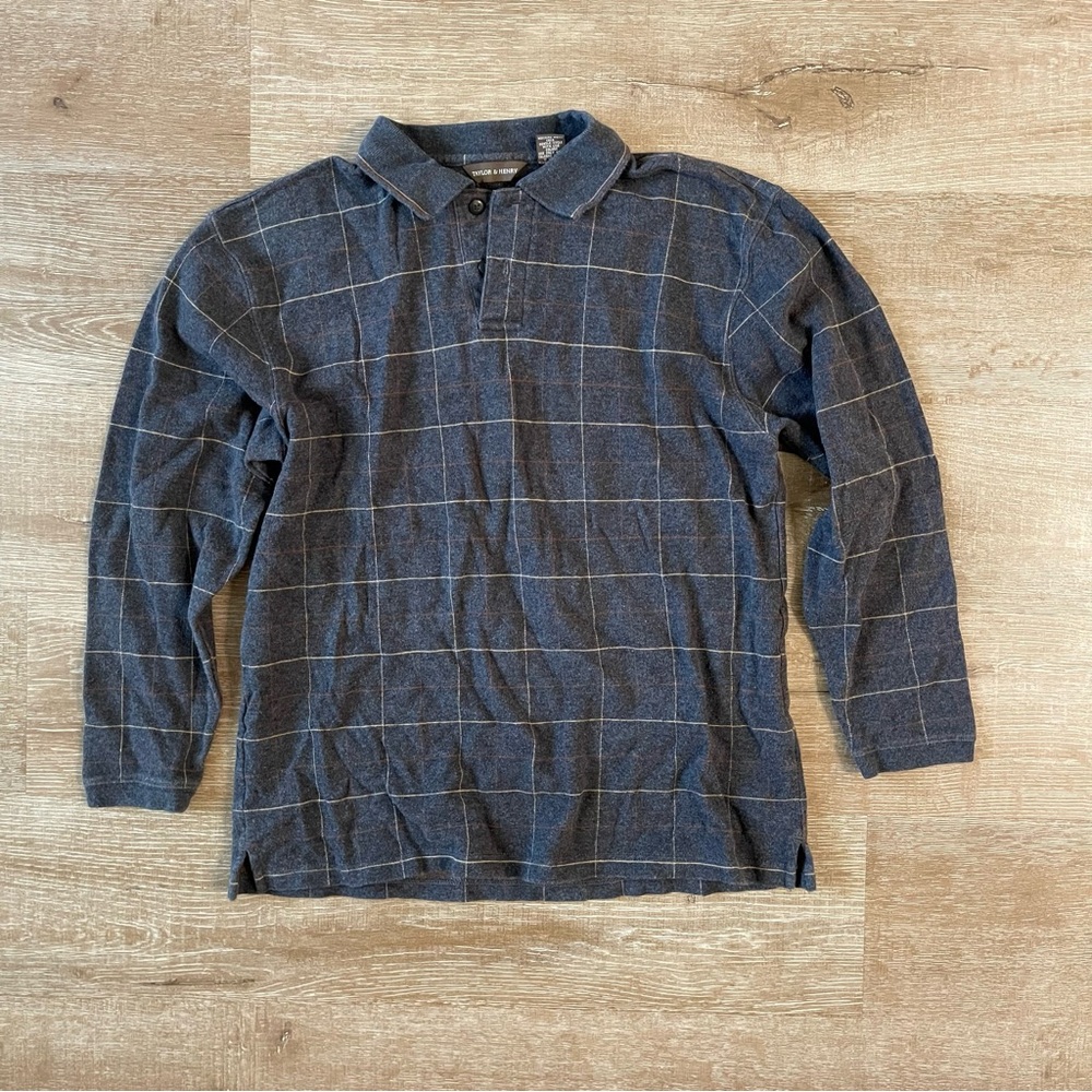 Taylor & Henry Men’s Heather Grey LS polo with subtle stripes size Medium
